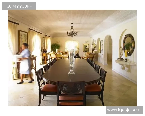 揭秘世界足球巨星豪宅内外生活空间与奢华住所背后的故事